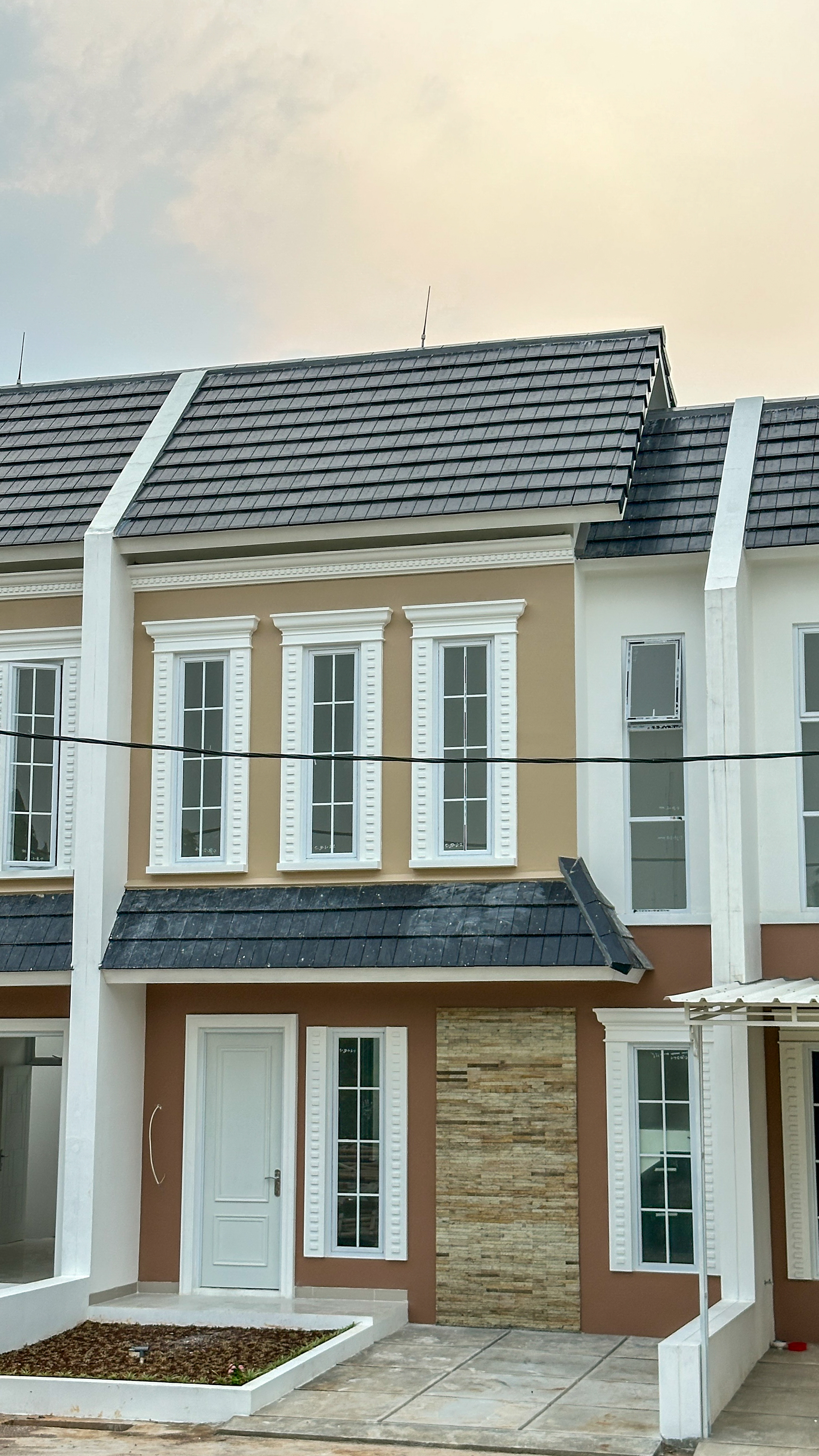 rumah 2 lantai dekat cibubur cicilan 3jt an - 1